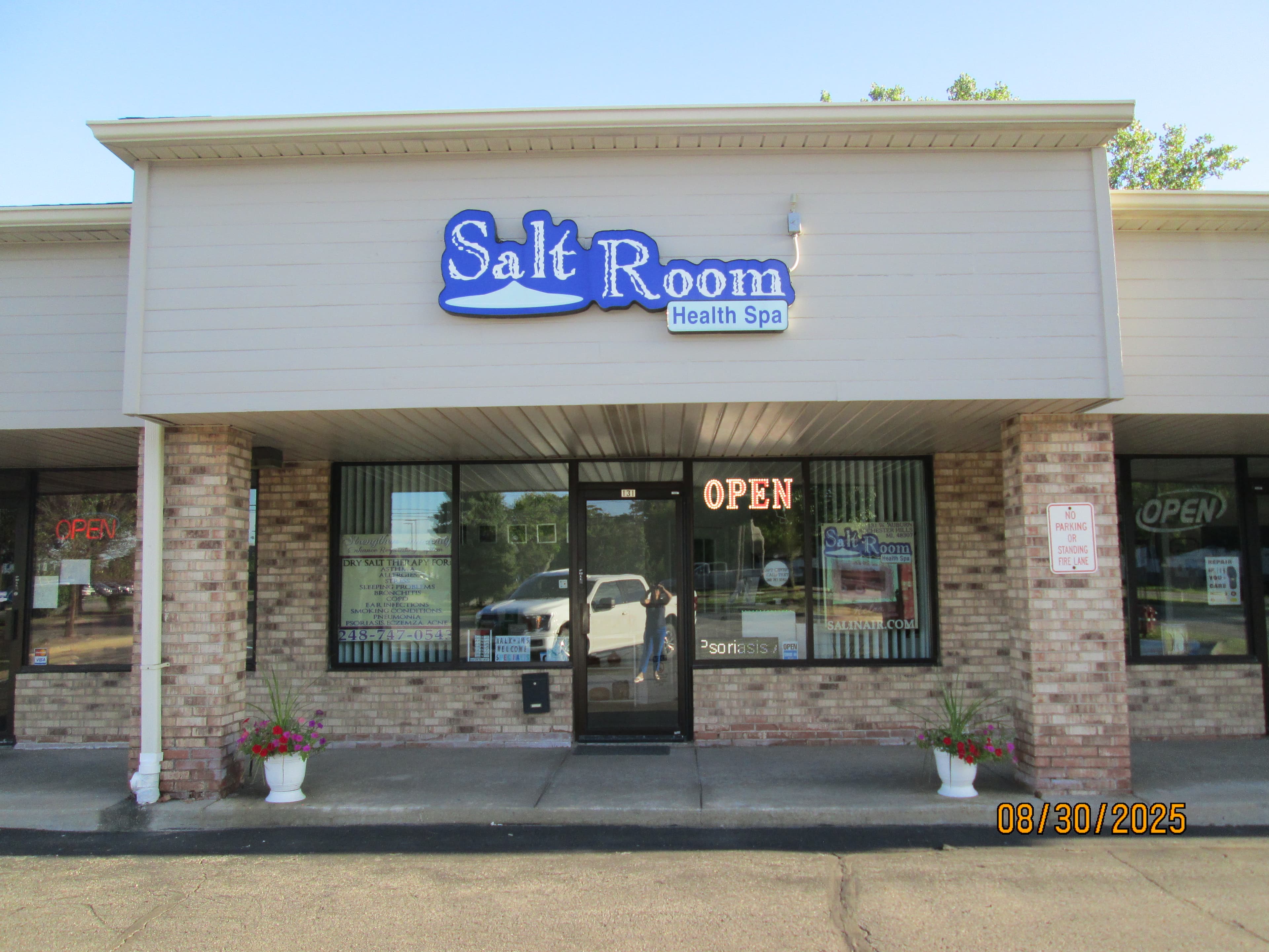 Peaceful salt therapy room with comfortable seating